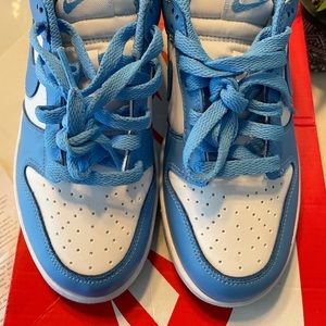 Nike dunks low top blue & white